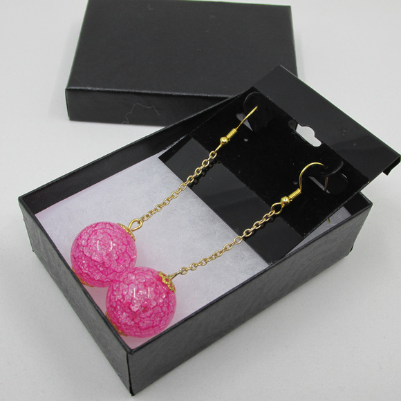 1/23 HOST PICK 🎉18K GP Pink Glass Ball Earrings - Picture 3 of 3